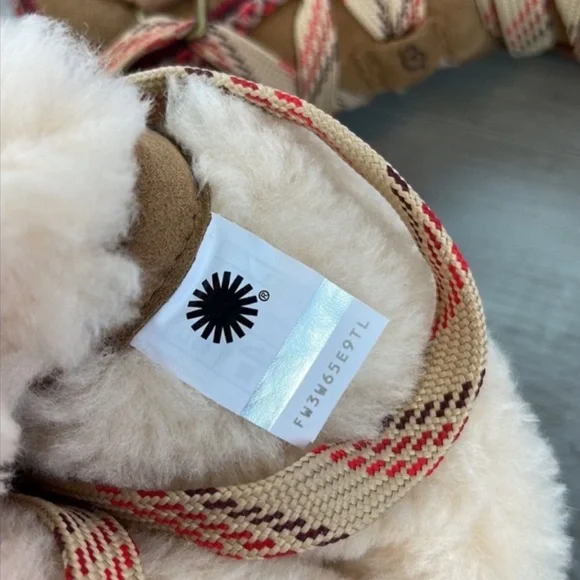 🌿UGG🌿 CLASSIC WEATHER HIKER HI BOOTS - Picture 14 of 16